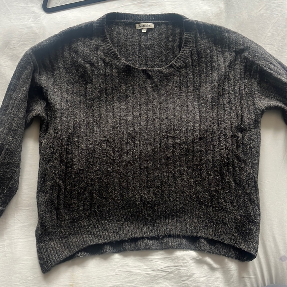 Miracle grey sweater, size M/L